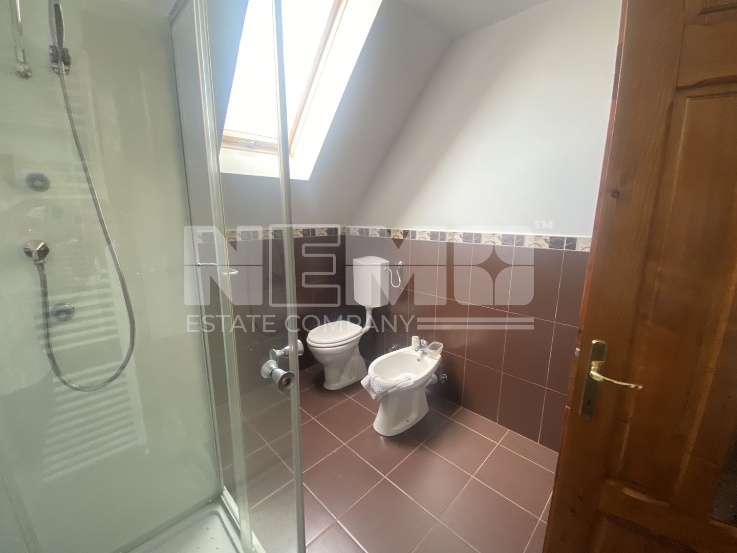 Casa Horodnic De Jos | 39 Ari | Complet Mobilată - Poză 18