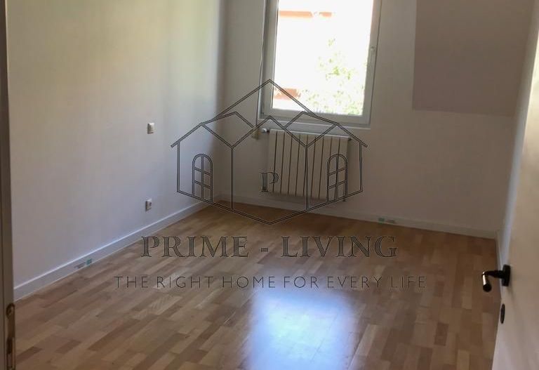 VILA CU 4 DORMITOARE IN COMPLEX REZIDENTIAL - Poză 6