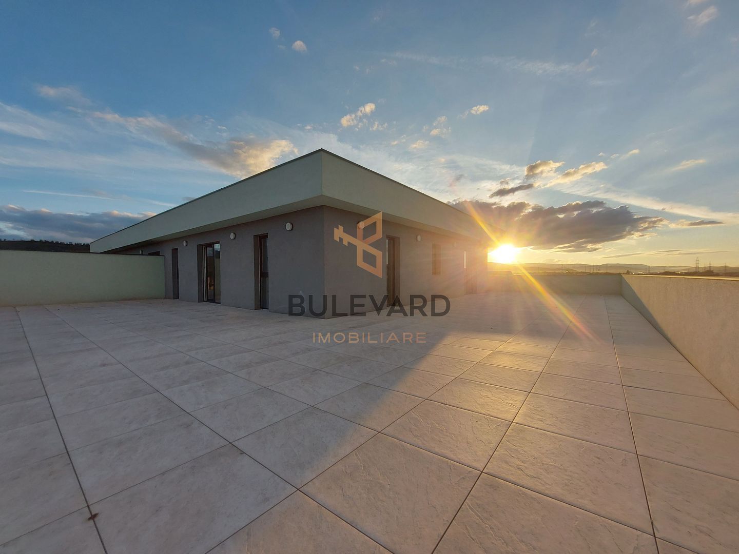 Penthouse/78 mp/terasa 160 mp/zona Terra! - Poză 2