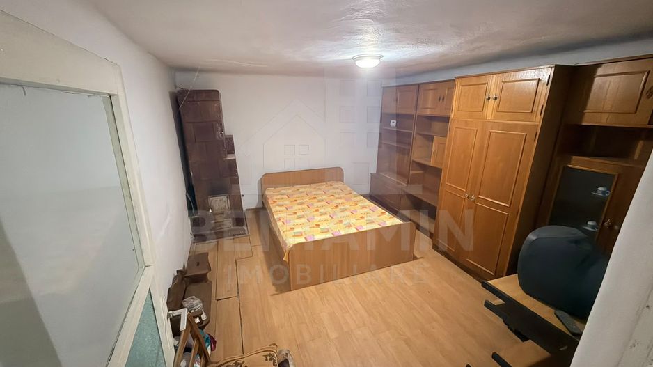 Casa-cu-Teren-Generos-(625 mp)-Panouri-Solare – Bariera-Valcii - Poză 5