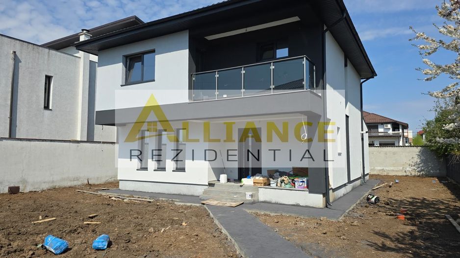 Vila 5 Camere | La 100 m de Blv. - Poză 2