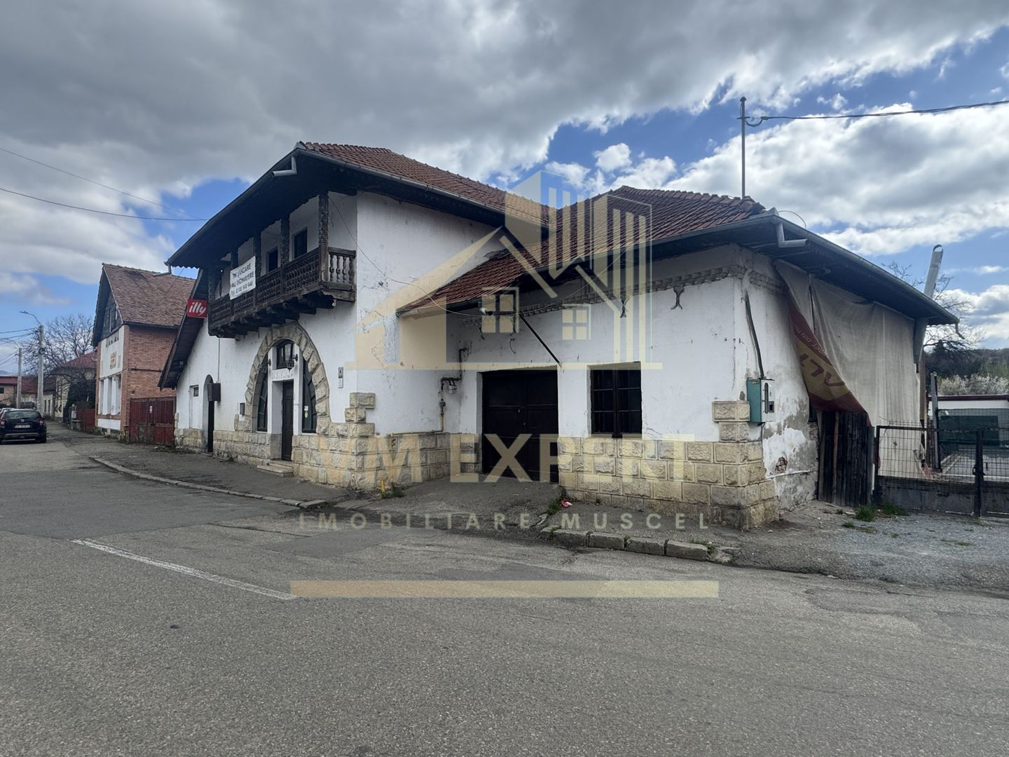 SPATIU COMERCIAL CAMPULUNG ZONA CENTRALA - Poză 16