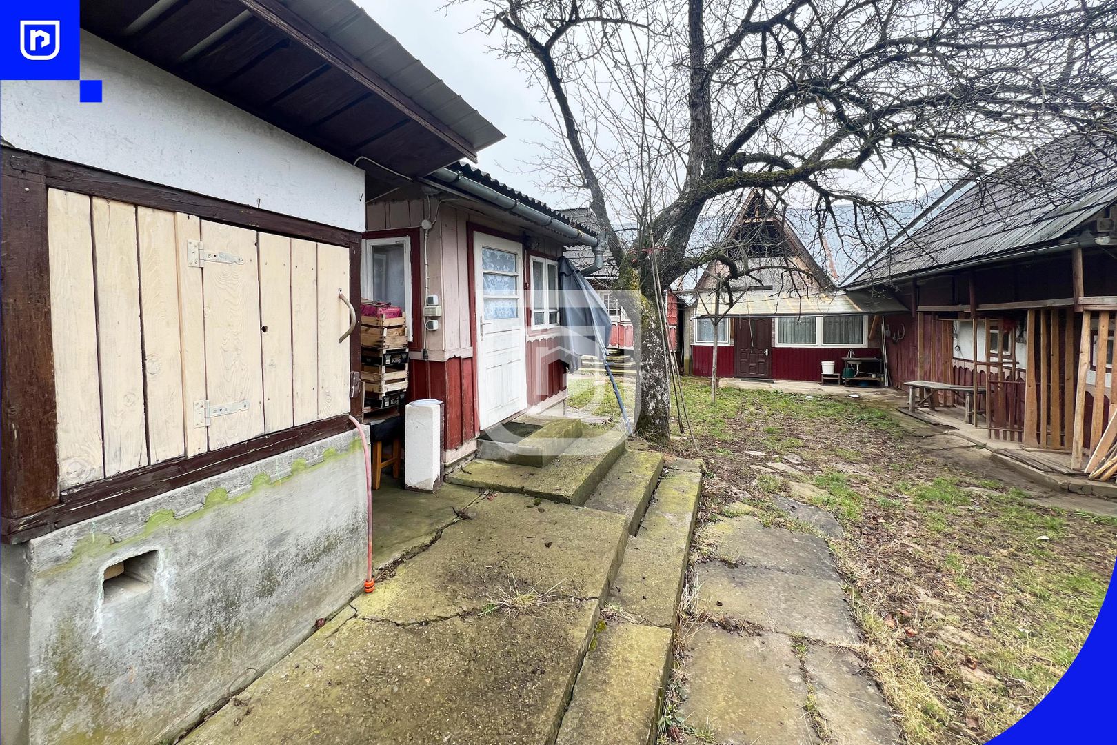 Casa traditionala la tara cu livada | Poieni-Solca - Poză 4