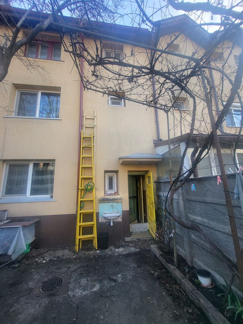 Vanzare Casa vintage 4 camere, curte proprie, centrala, garaj , Vatra Luminoasa - Poză 9