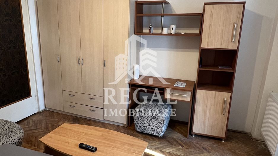 Garsonieră de închiriat – Zona 2 Central | Etaj 2 | Mobilată - Poză 3