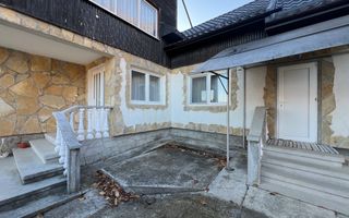 Casa de vacanta spatioasa de vanzare 6 dormitoare in Gura Humorului - Poză 2