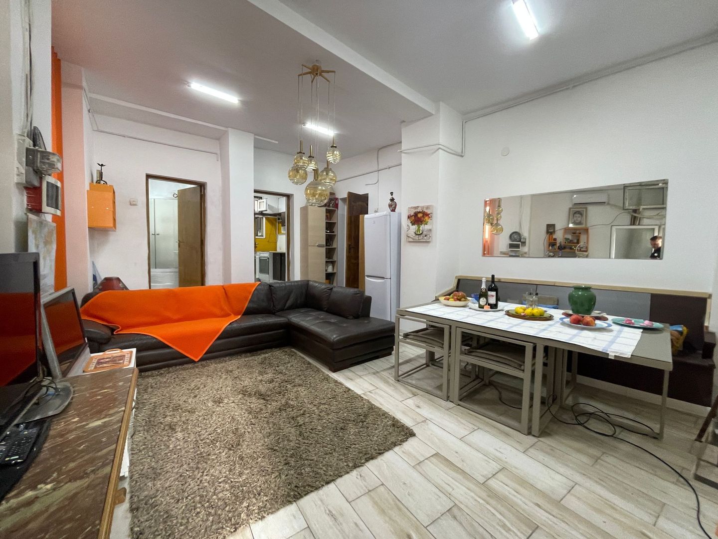 Vila solida P+1 situata in zona Eminescu - strada Vasile Lascar - Poză 2