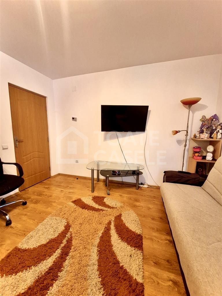 Apartament cu 2 camere decomandate si balcon generos – Floresti - Poză 4