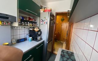 Apartamnt 3 camere Sagului cu centrala - Poză 26