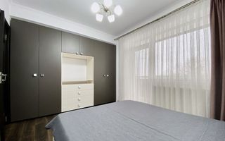 Apartament 3 camere, 2 balcoane, etaj intermediar, parcare. - Poză 3