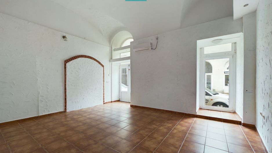 Spațiu comercial ultracentral- str. Mihai Eminescu - Poză 1