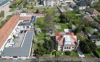 Vila isotorica cu teren de 3.900mp | Central - Poză 7