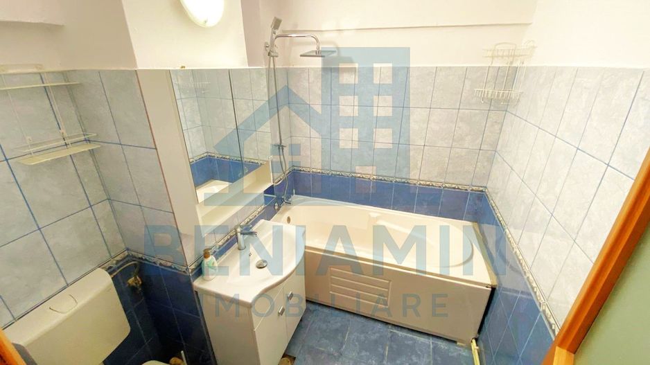 Apartament 3 camere decomandat ultracentral vizavi de Universitate - Poză 6