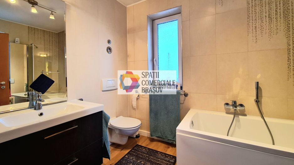 Penthouse exclusivist de vânzare Brasov - 128.9 mp + 74.8 mp terasa - Poză 9
