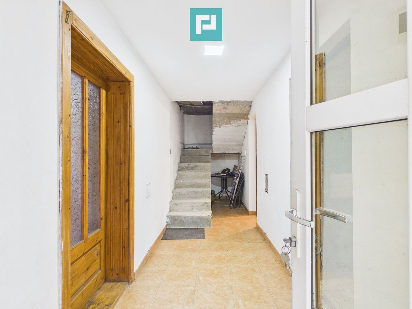 Casă în Șiria zona centrală - Poză 5