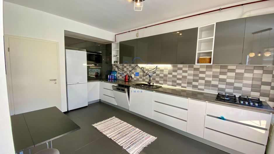 Casa PET FRIENDLY, tip duplex, Sanpetru, strada - Poză 9