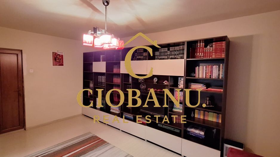 Apartament etaj 3/8 decomandat zona 1 Mai-Sara de vanzare - Poză 10