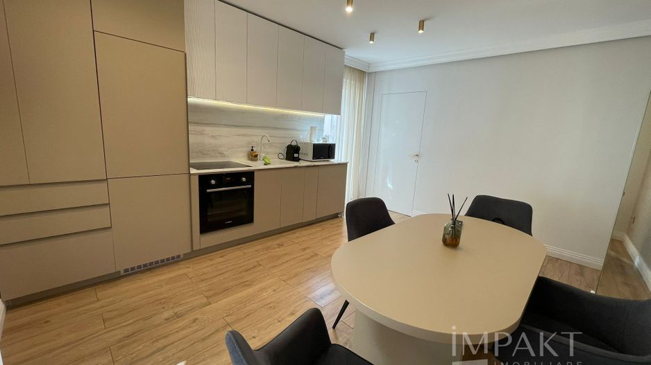 Apartament superb de locuit sau investitie in zona centrala cu 3 camere! - Poză 2