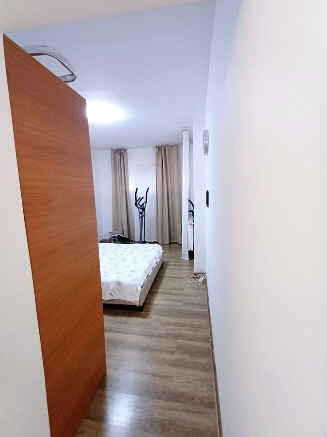 Apartamet 3 camere la vanzare - Sector 4, metrou Dimitrie leonida - Poză 7