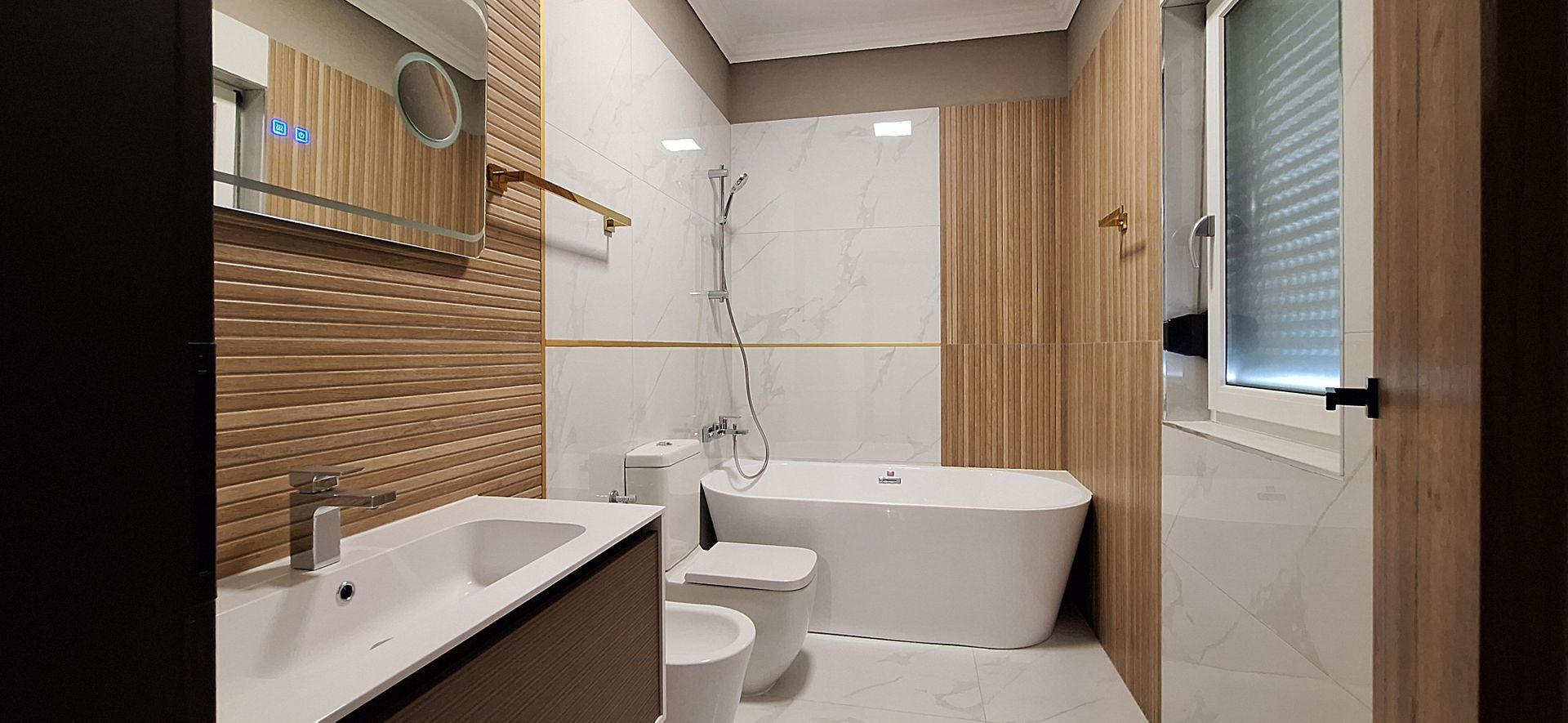 Locuinta individuala in stil mediteranean - Poză 23