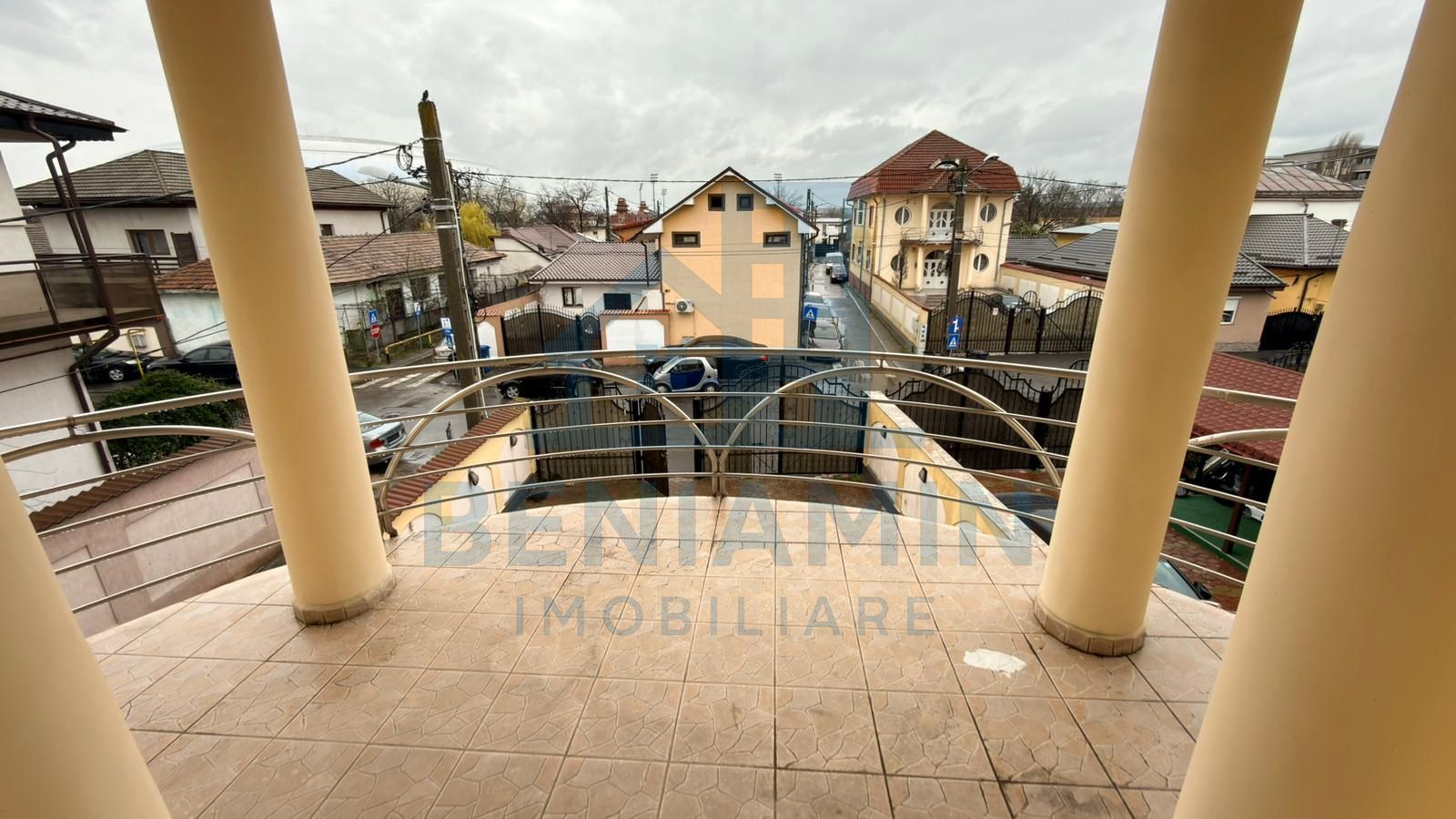 Vila P+2 Alexandru Cel Bun cu doua etaje si curte proprie - Poză 7