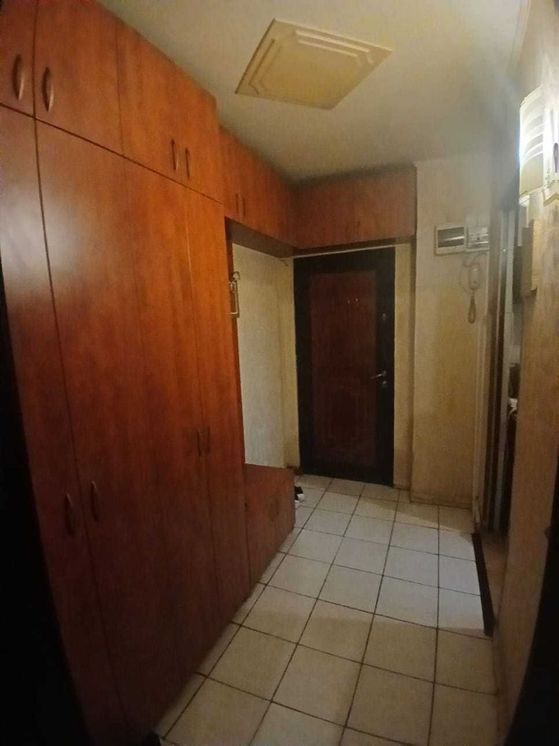 Apartament 3 camere – Semidecomandat | Etaj 2/4 | Zona Gorjului - Poză 2