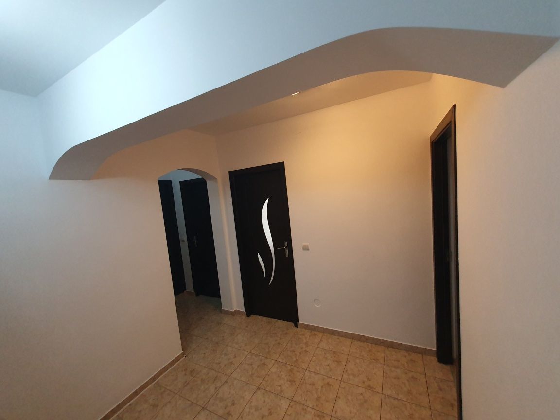 Apartament 2 camere Aparatorii Pariei-Loc Parcare - Poză 8