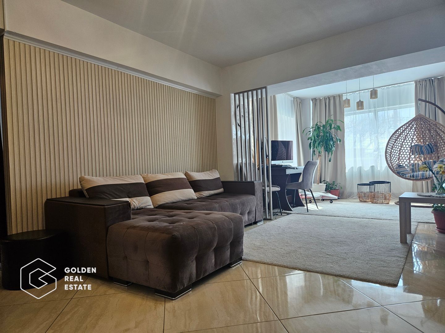 Apartament 4 camere in centru Otopeni, 2 bai, mobilat si utilat - Poză 1