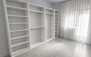 Apartament cu 3 camere (curte) MUTARE IMEDIATA - Poză 6
