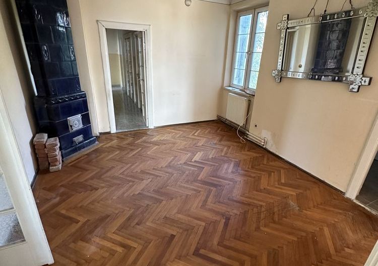 Proprietar vand apartament decomandat Unirii 5 camere - Poză 5