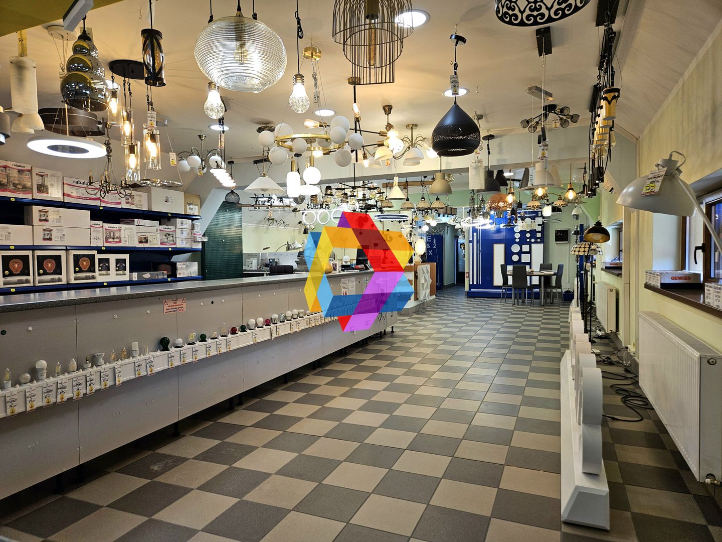 Casă plus Spațiu comercial  741 mp, Teren 906 mp Brasov - zona Blumana - Poză 2