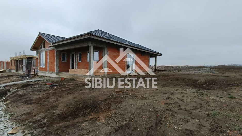 Casă individuală , parter, ansamblu rezidențial modern – Șura Mica - Poză 9