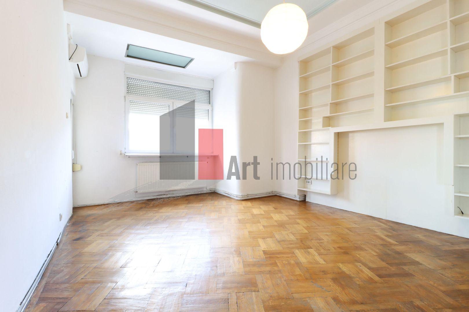Apartamentul "DEKORA", bloc Art Deco, interior compartimentat de exceptie - Poză 28