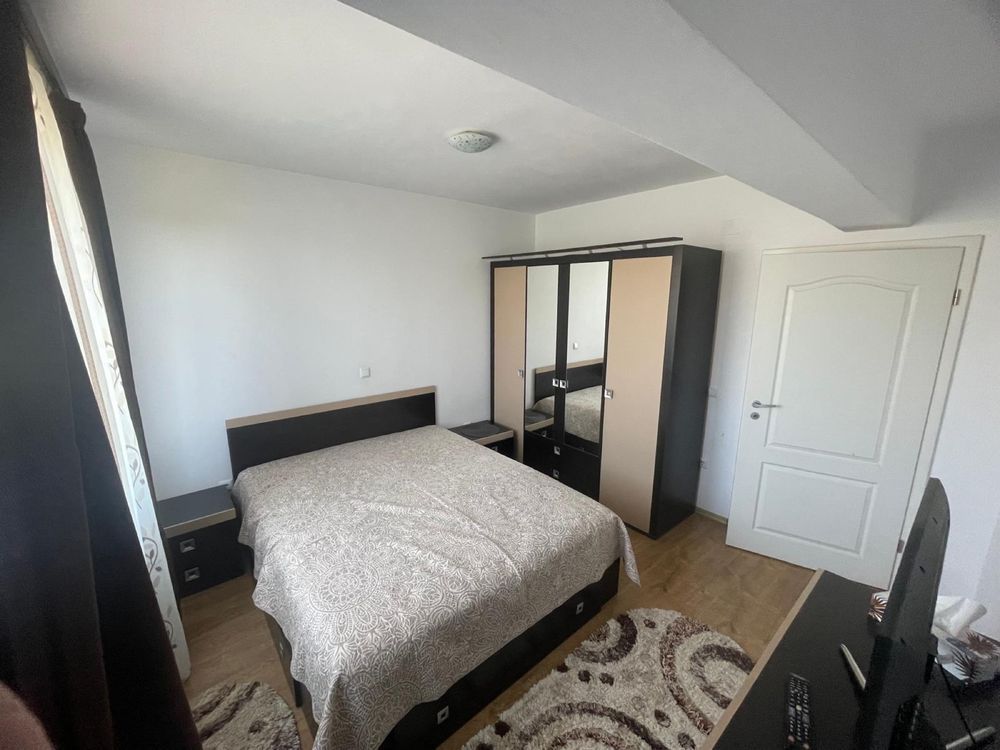 Vand apartament 3 camere, etaj intermediar, lift, 70 mp. - Poză 8