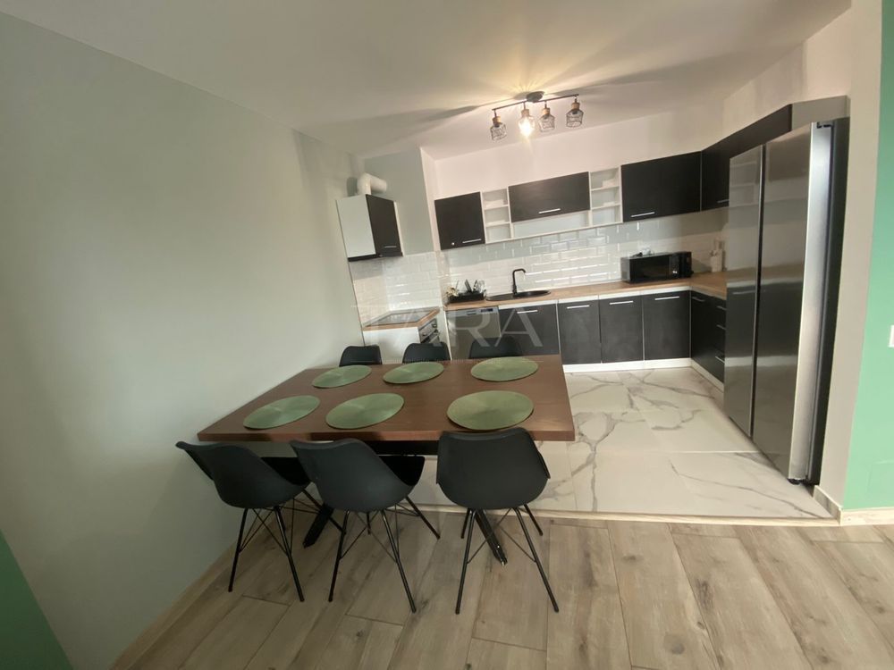 Penthouse elegant,  cu terasă de 15 mp și 2 parcări subterane. - Poză 2