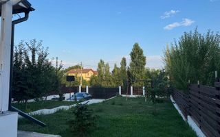 Vând casă lângă lacul Crevedia, complet mobilată și utilată, plus magazie - Poză 3