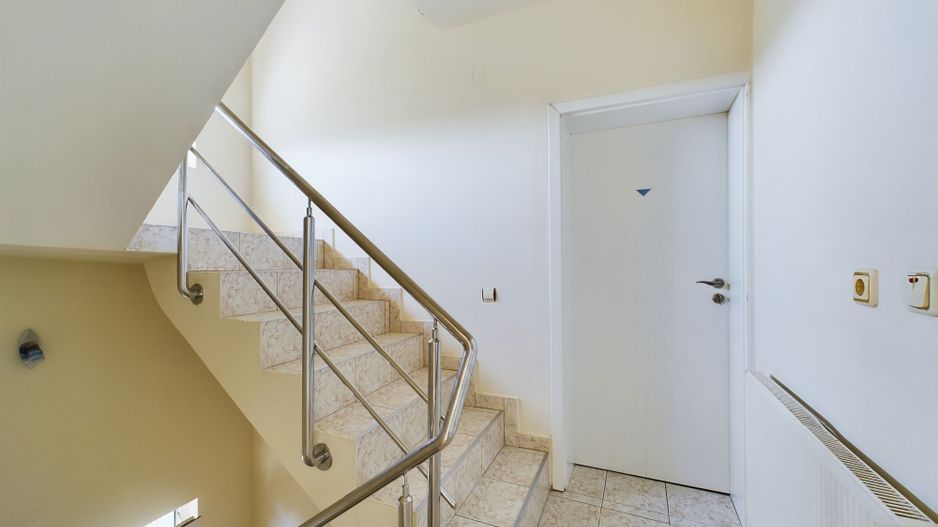 Două case în curte, la 2 minute de Shopping City - Poză 17