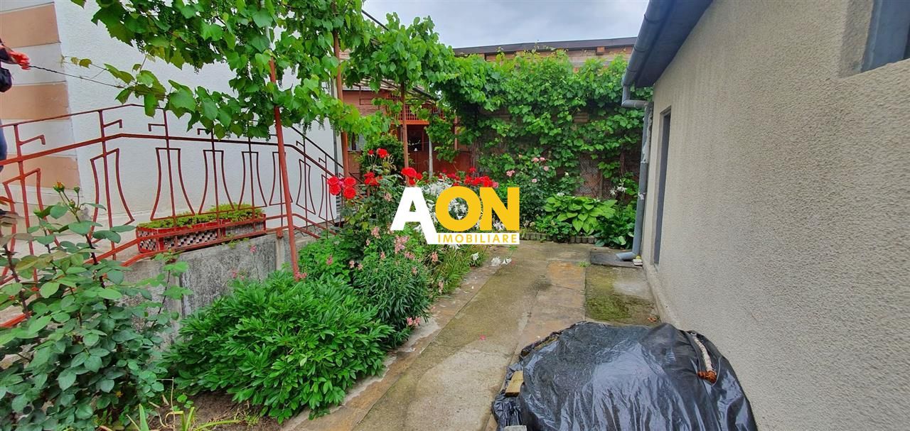 Casă lângă Cetatea Alba Carolina ideală pentru investiție sau locuința - Poză 3