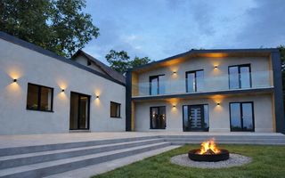 Casă individuală 5 camere | Tocile, Sadu | 250 mp utili, teren 1900 mp - Poză 7