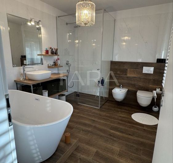 Apartament mobilat, utilat, zonă exclusivistă, Transilvania College. - Poză 7