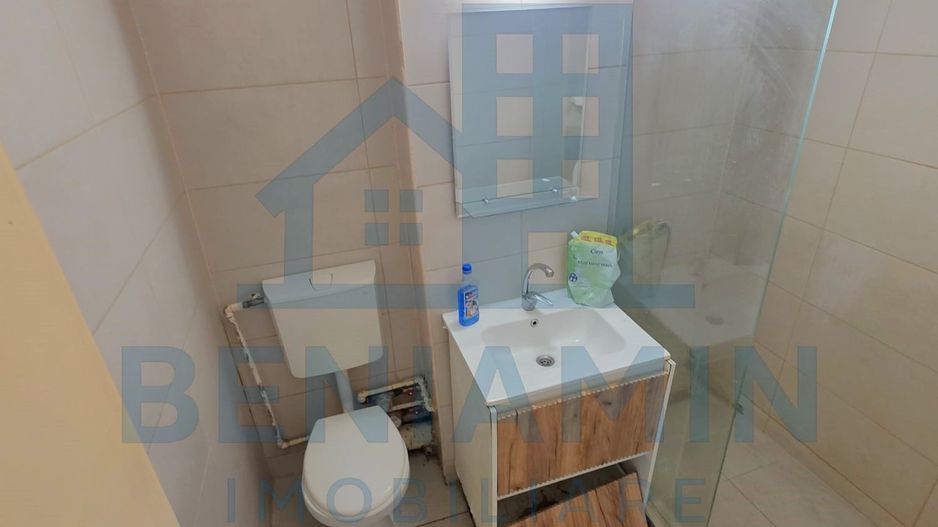 4 camere - 2 bai - 77 mp - investitie - Rotonda - Poză 8