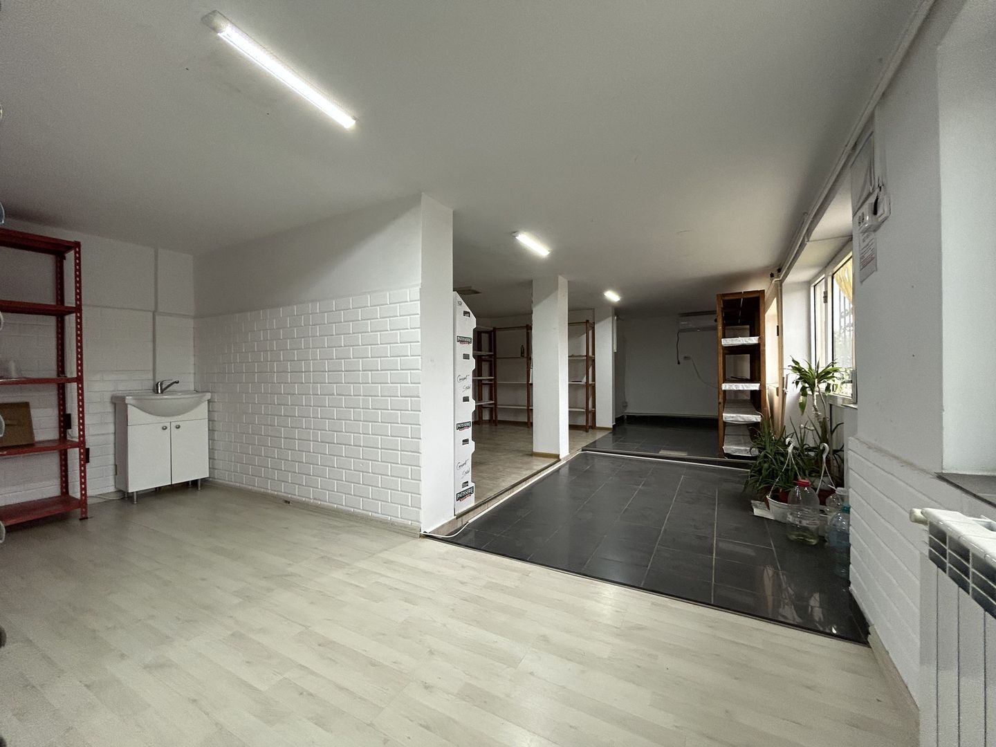 Casa P+1 din BCA ideala pentru o familie antreprenoare – Pecineaga - Poză 14