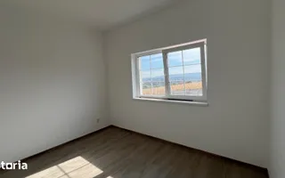 Casă individuală parter cu pod, 4 camere, Miroslava, la 1,5 km de primărie și 800 m de Penny - Poză 11