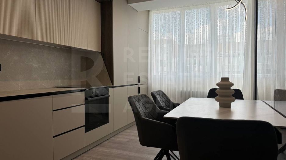 Vânzare, apartament, 3 camere, str. Nicolae Milescu Spătaru, Ciocana - Poză 1