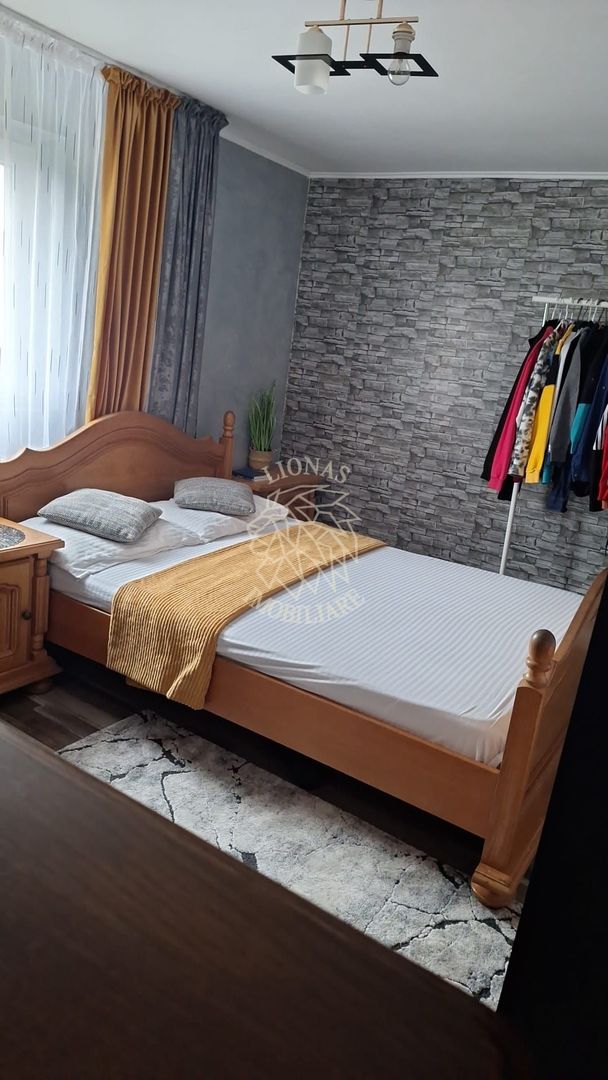 2 Case 240 mp-teren 1328 mp-livada-Cristesti 48 km de Piatra-Neamt - Poză 3