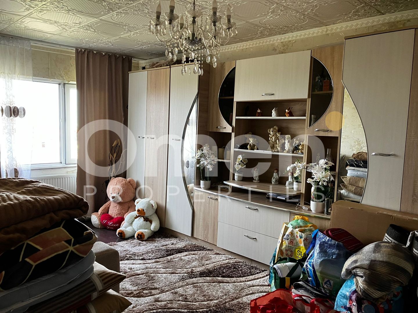 Garsonieră de vânzare – Bd. Regele Ferdinand, etajul 4, recent renovată - Poză 1