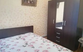 Semicentral,ap 1 cam mob 250 eu - Poză 1