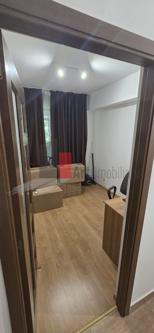 Vânzare apartament decomandat 3 camere cu 2 băi și centrală Metalurgiei - Monaco - Poză 5