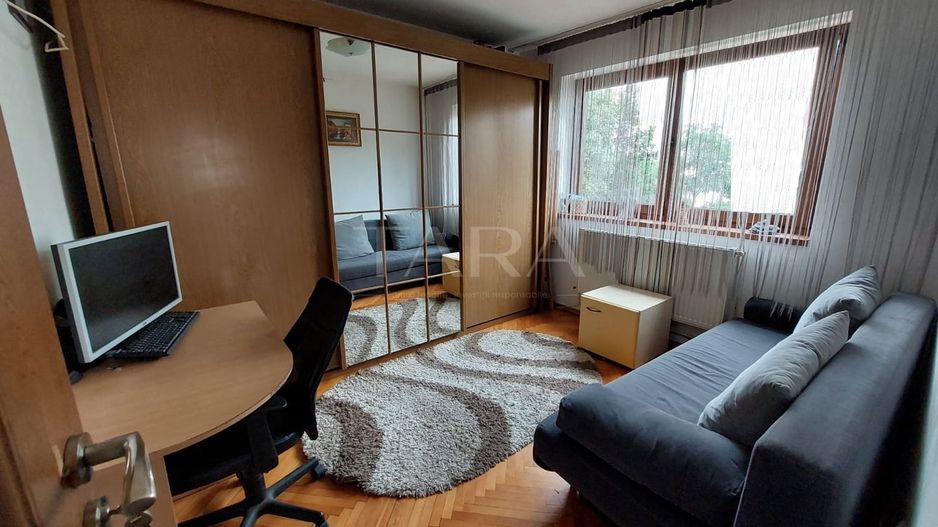 Apartament 3 camere decomandat, investitie, zona Ion Mester. - Poză 1