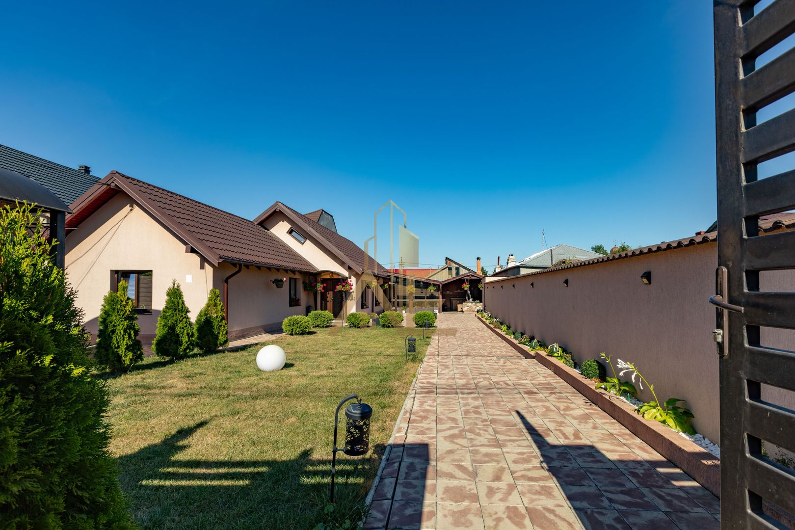 CASĂ INDIVIDUALĂ | CARTIER CFR | TEREN 450 MP | 130 MP CONSTRUIȚI - Poză 1